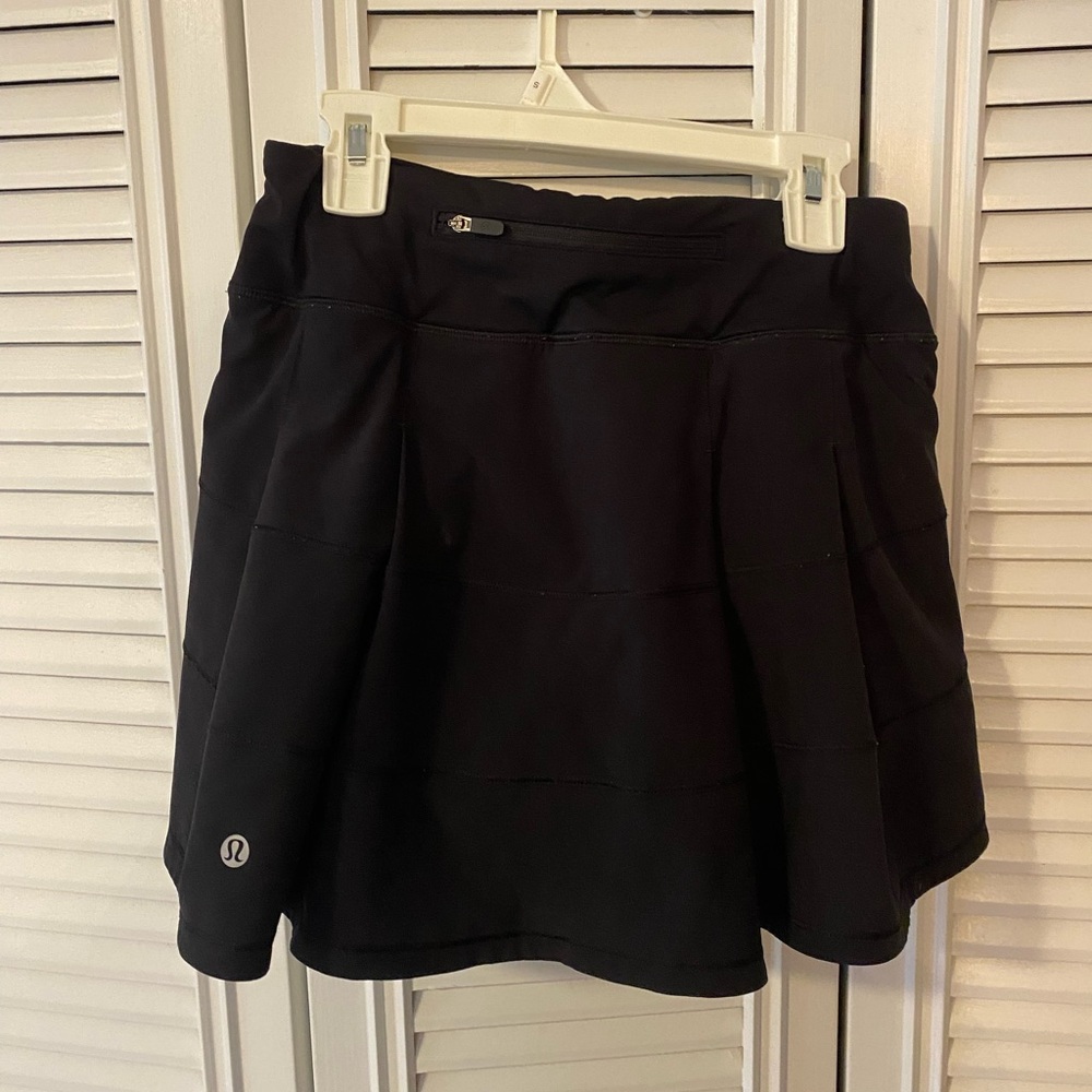 Lululemon Skirt Size 2Tall Black